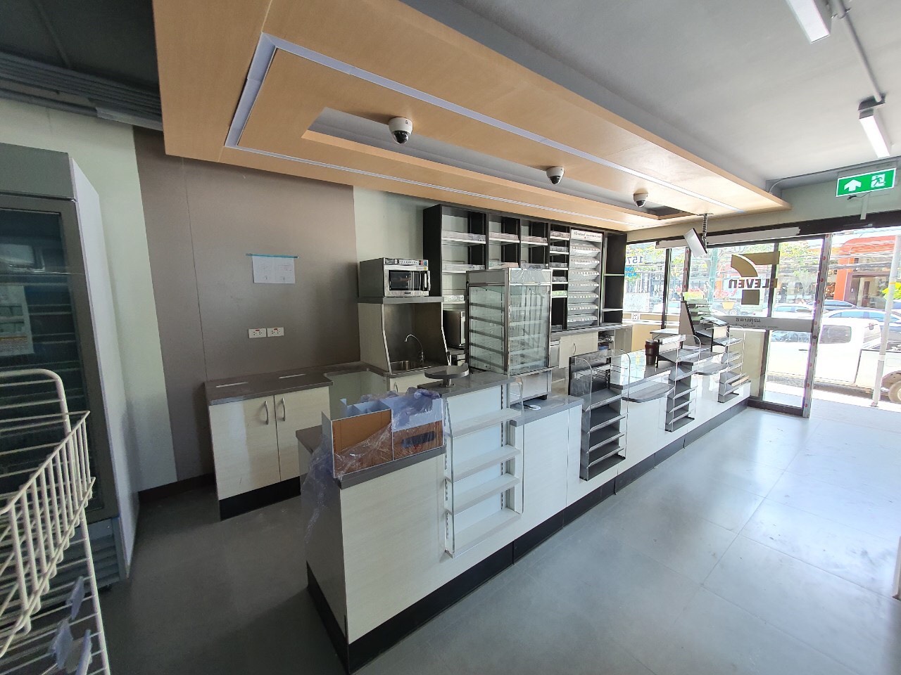 รับทำเฟอร์นิเจอร์โครงการของ 7-11